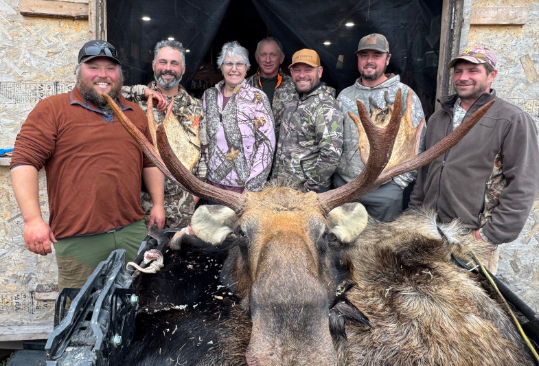 deep country lodge staff/guides